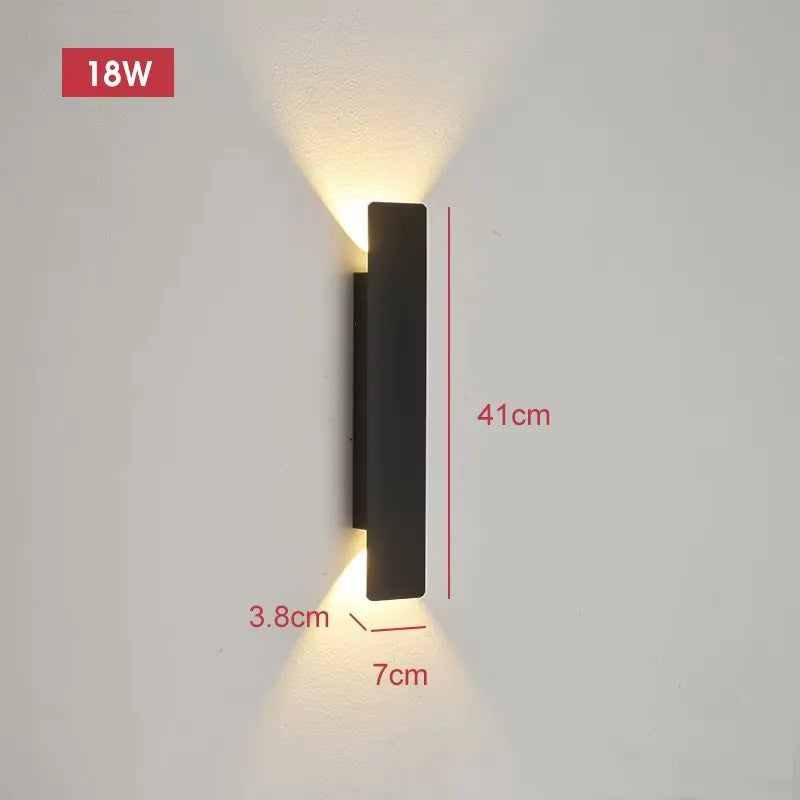 Veyra LED Wall Light