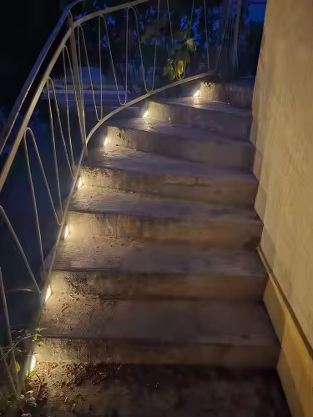 Solenne Solar Step Light