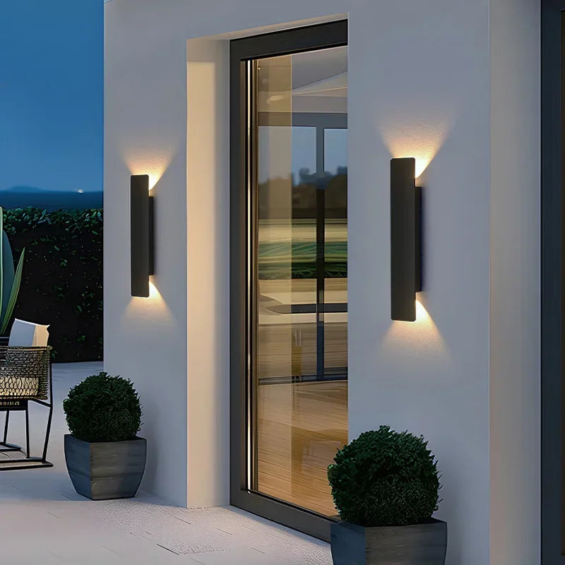 Veyra LED Wall Light